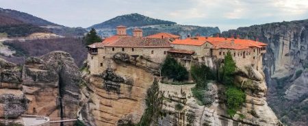 Meteora By Train by Hop in Sightseeing