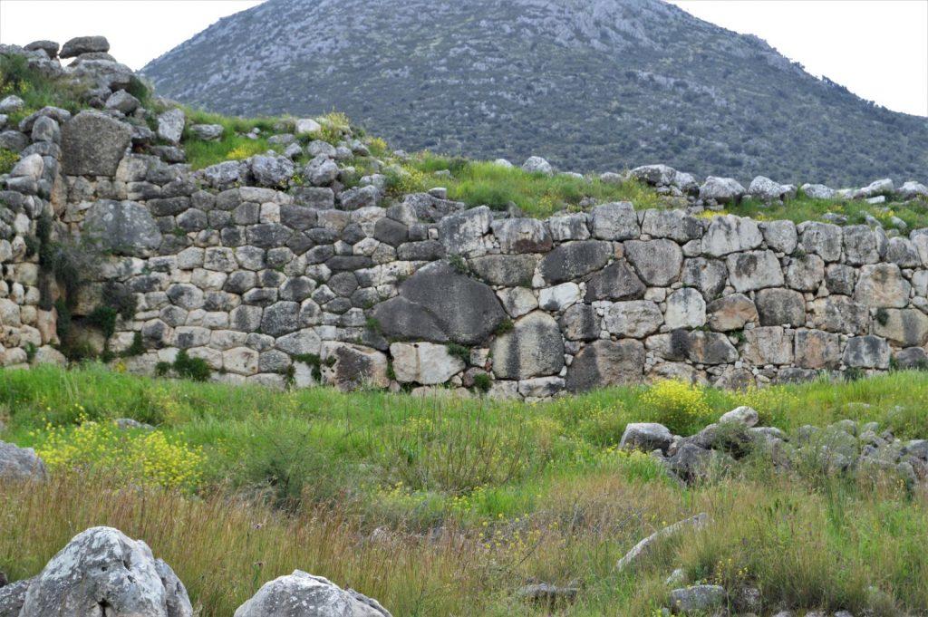 Cyclopean Walls