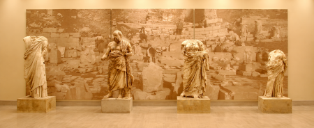 Delfi-Museum-Statue
